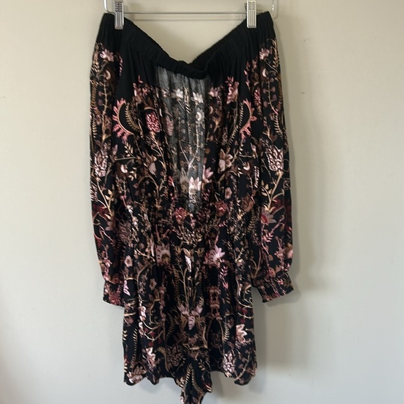 Free People Pretty and Free Open Back Romper Floral Black Pink Sz S - Picture 7 of 11